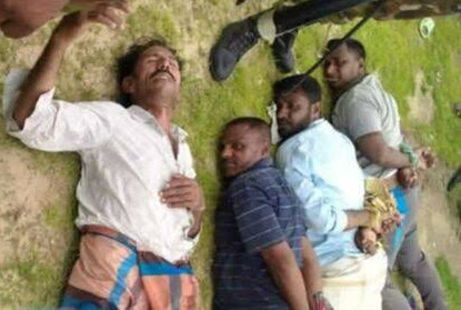 কর্ণফুলীতে চোরাই তেলের ব্যবসাকে কেন্দ্র করে দুই গ্রুপের সংঘর্ষ,আটক ৪
